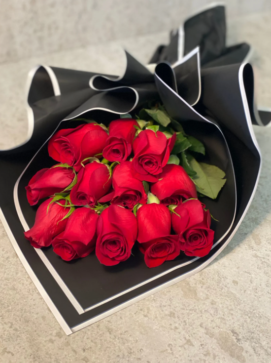 Red roses Wrapped Dozen roses bouquet- same day flower delivery Chicago, IL . Chicago flower delivery