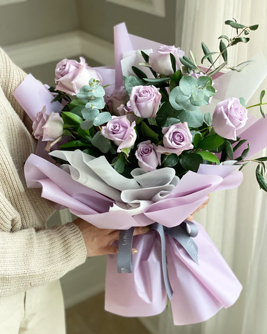 Dozen lavender roses bouquet