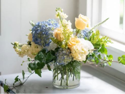 Countryside Morning - www.bloomfloralshop.com