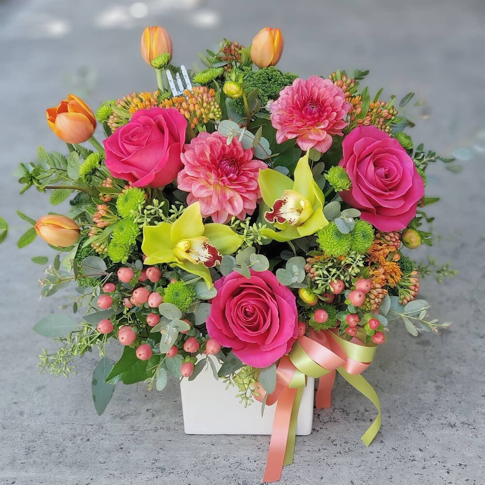 Radiant - www.bloomfloralshop.com
