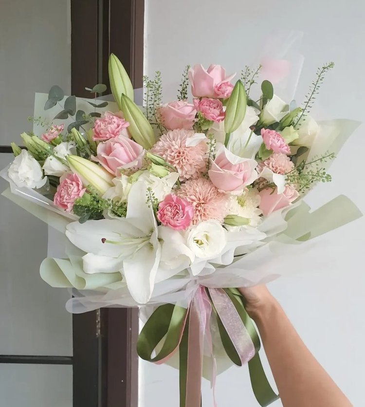 The Darling - www.bloomfloralshop.com