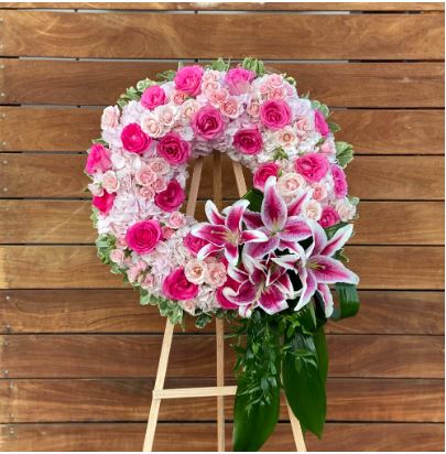 Pink Beauty - www.bloomfloralshop.com