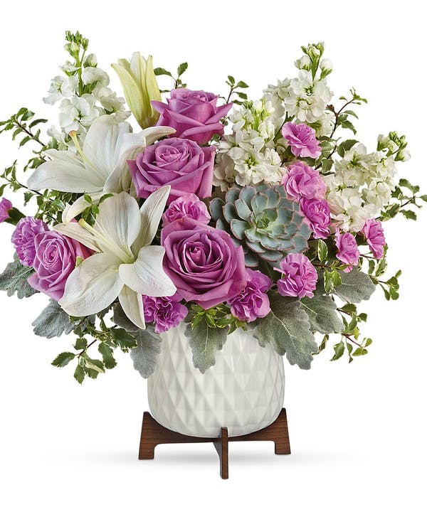 Garden Angel - www.bloomfloralshop.com