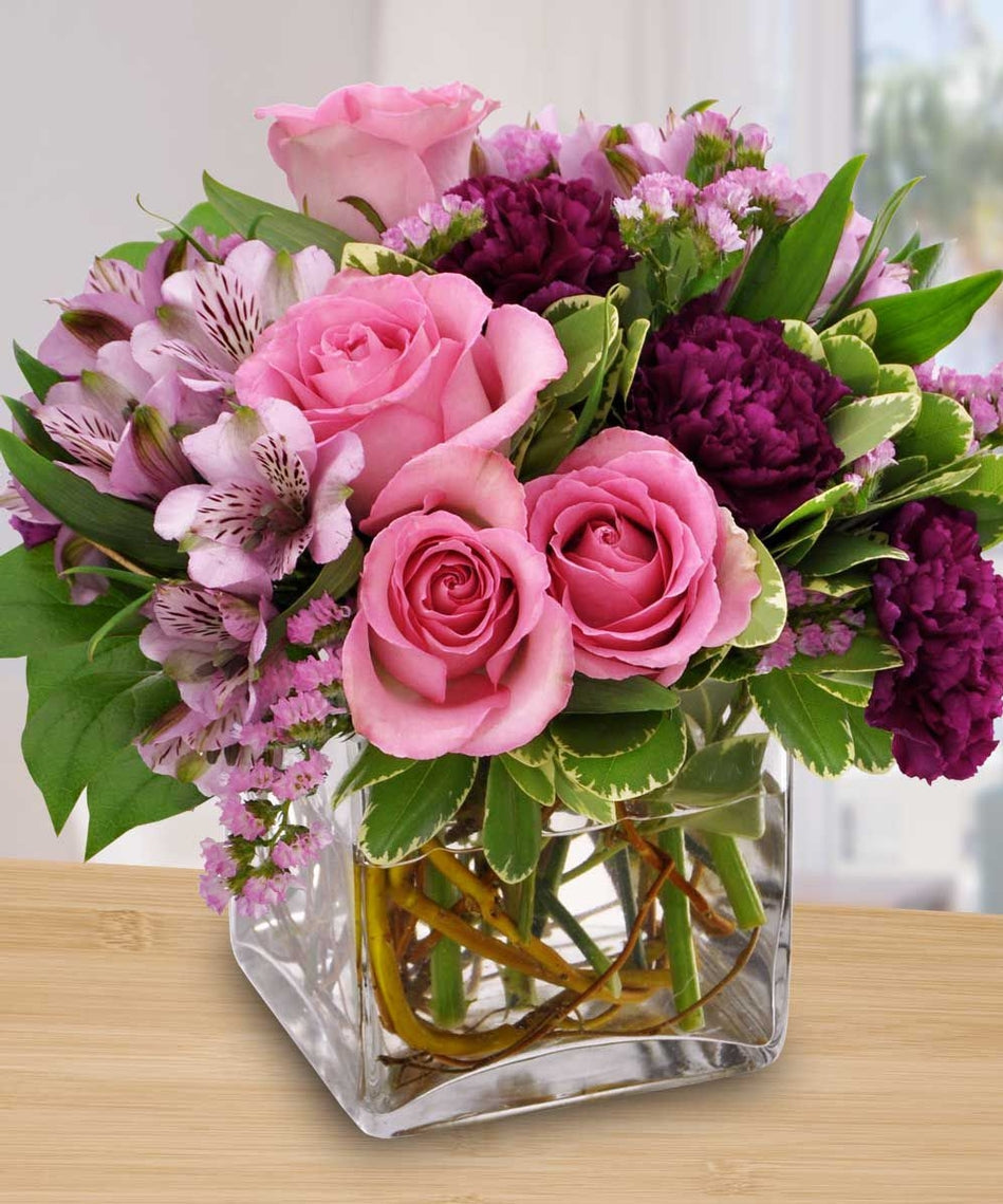 Mona Lisa - www.bloomfloralshop.com